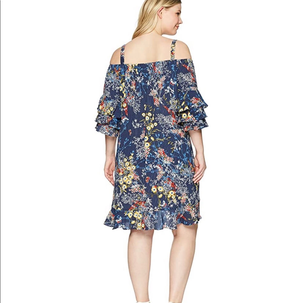 Gabby Skye Cold Shoulder Dress